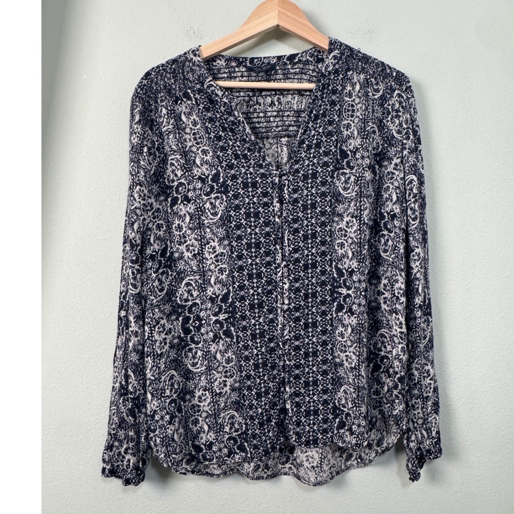 Lucky Brand Navy White Medallion Paisley Smocked Lightweight Peasant Blouse Sz L